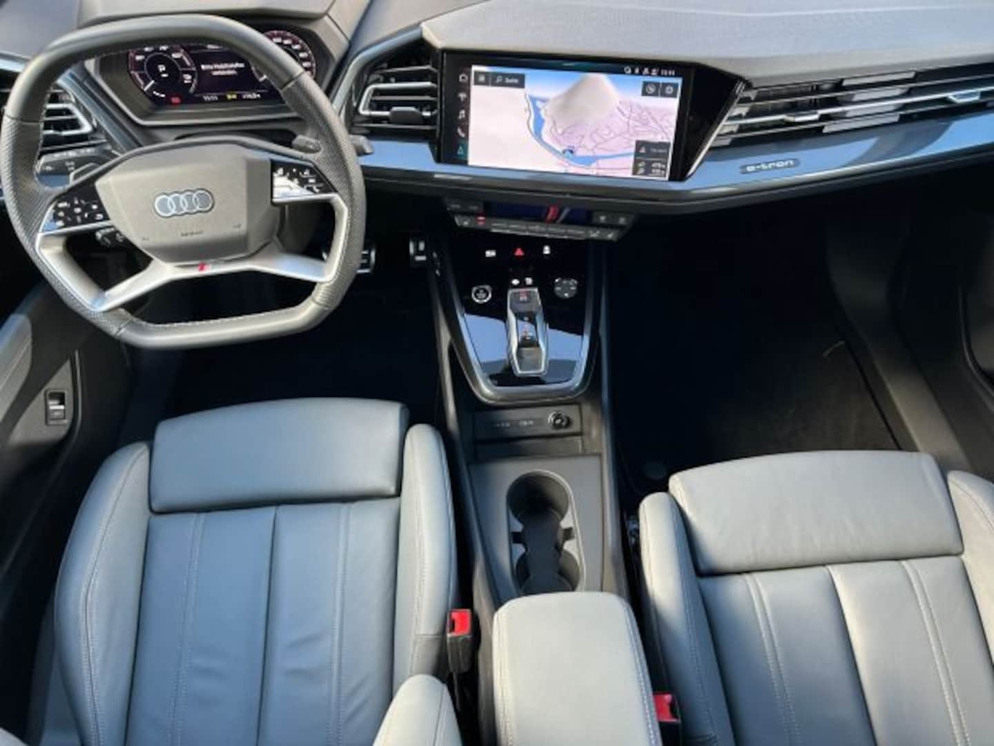 Bild über Audi Q4 Sportback e-tron 50 e-tron quattro - für weitere Informationen kontaktieren Sie den Audi Partner