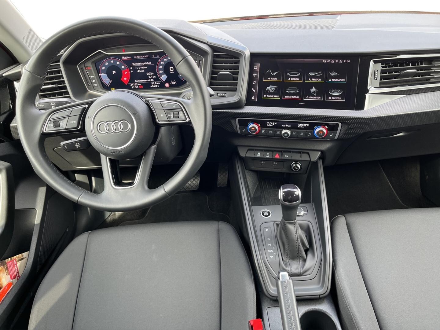 Bild über Audi A1 Sportback 30 TFSI S tronic - für weitere Informationen kontaktieren Sie den Audi Partner