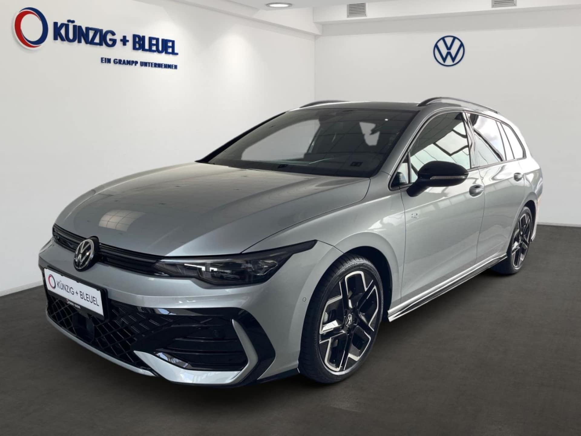 Volkswagen Golf Variant R-Line