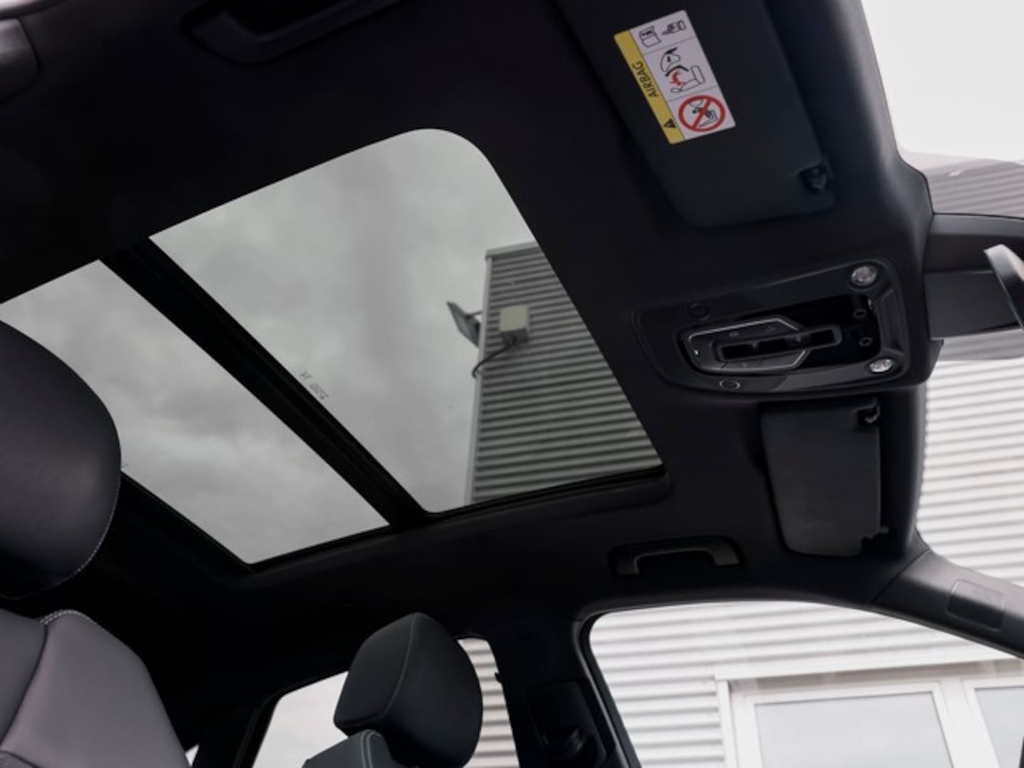 Bild über Audi Q5 Sportback TFSI e S line business 55 TFSI e quattro S tronic - für weitere Informationen kontaktieren Sie den Audi Partner