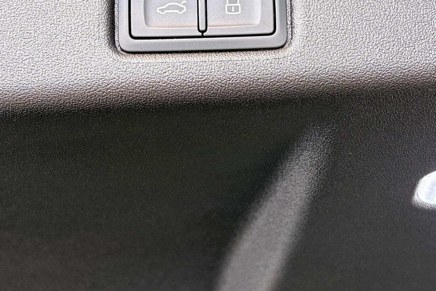Image about Audi Q5 SUV e-hybrid quattro S tronic