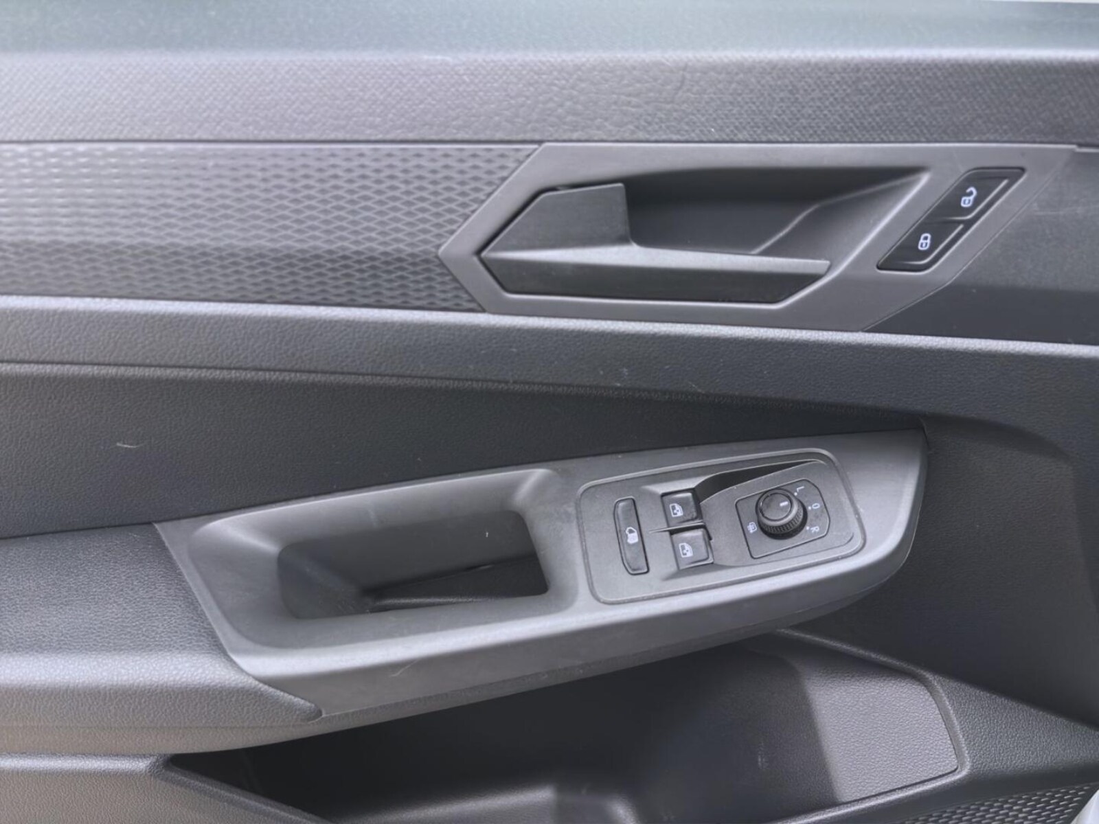 Volkswagen Caddy Maxi Cargo – Bild 10