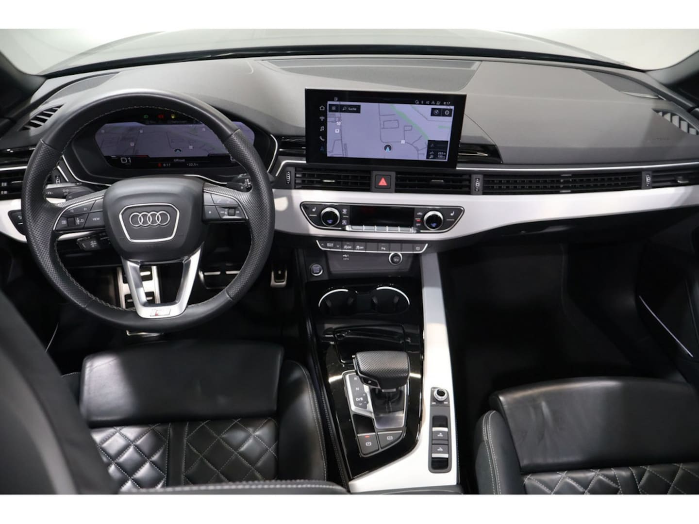 Bild über Audi A5 Cabriolet S line 40 TFSI S tronic - für weitere Informationen kontaktieren Sie den Audi Partner