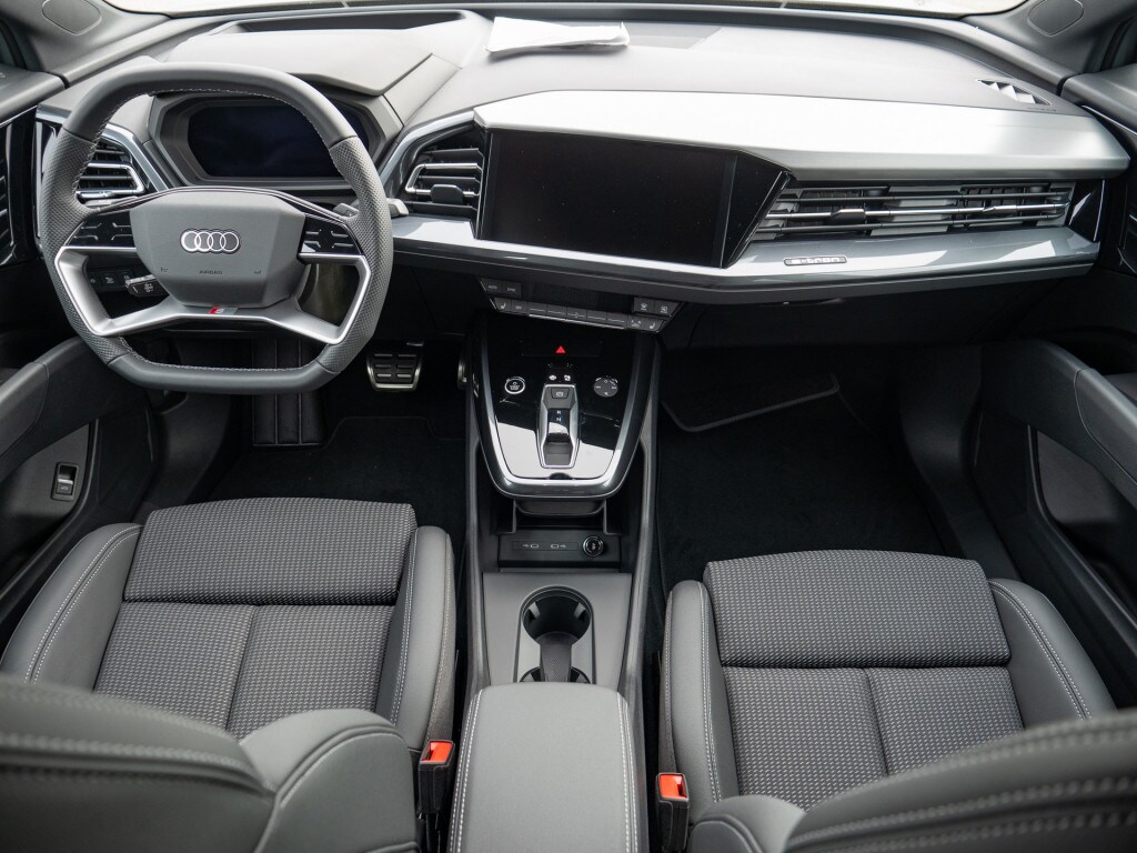 Image about Audi Q4 e-tron 45 e-tron