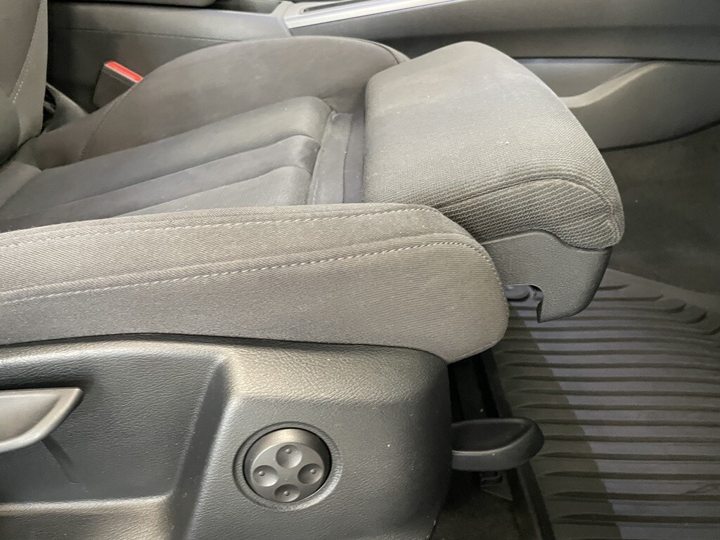Bild som visar&nbsp;Audi A4 Avant&nbsp;A4 Avant 40 TDI quattro Proline 204 hk S tronic - för mer information kontakta din Audi Partner