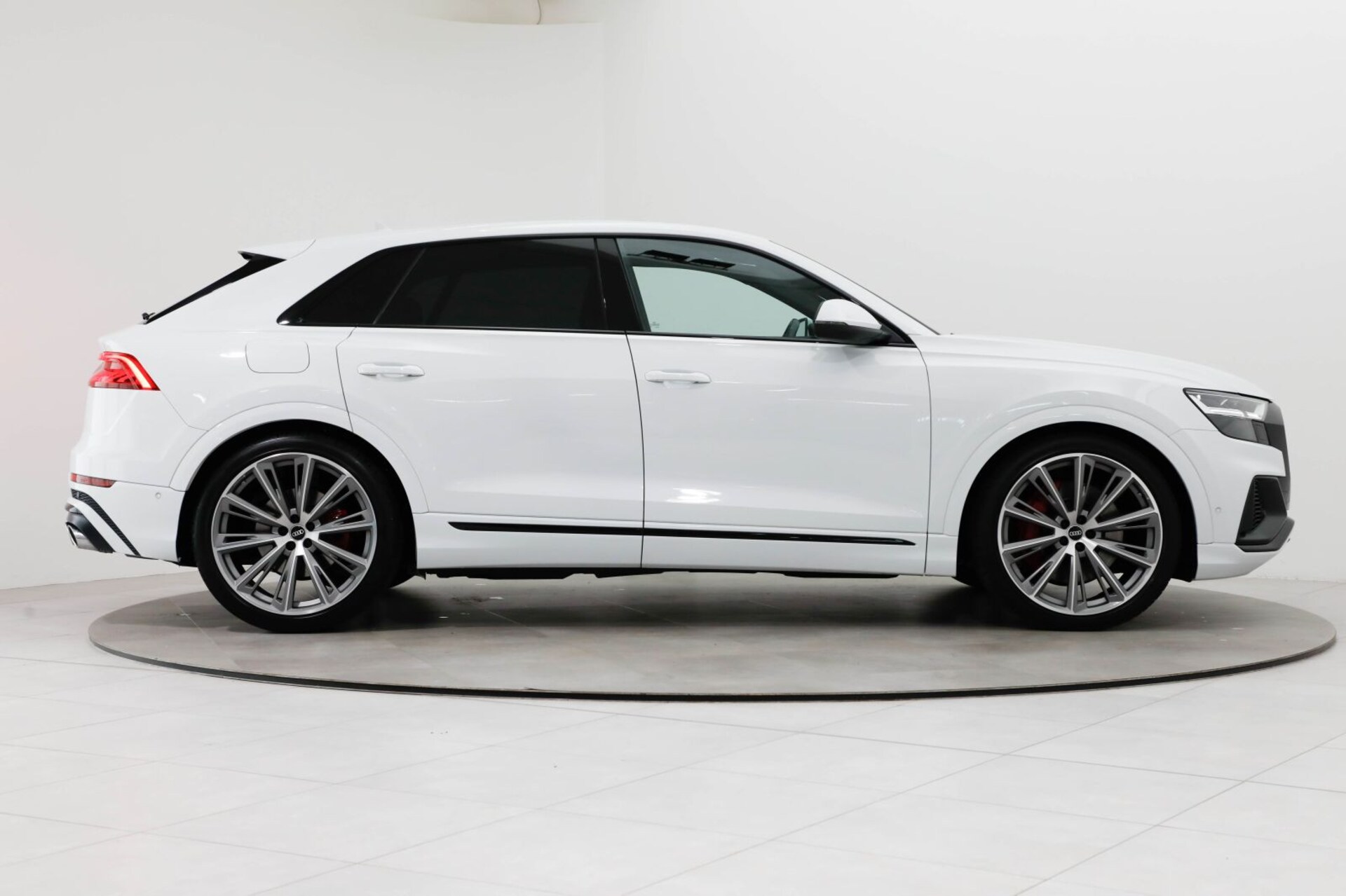 Audi SQ8 SUV