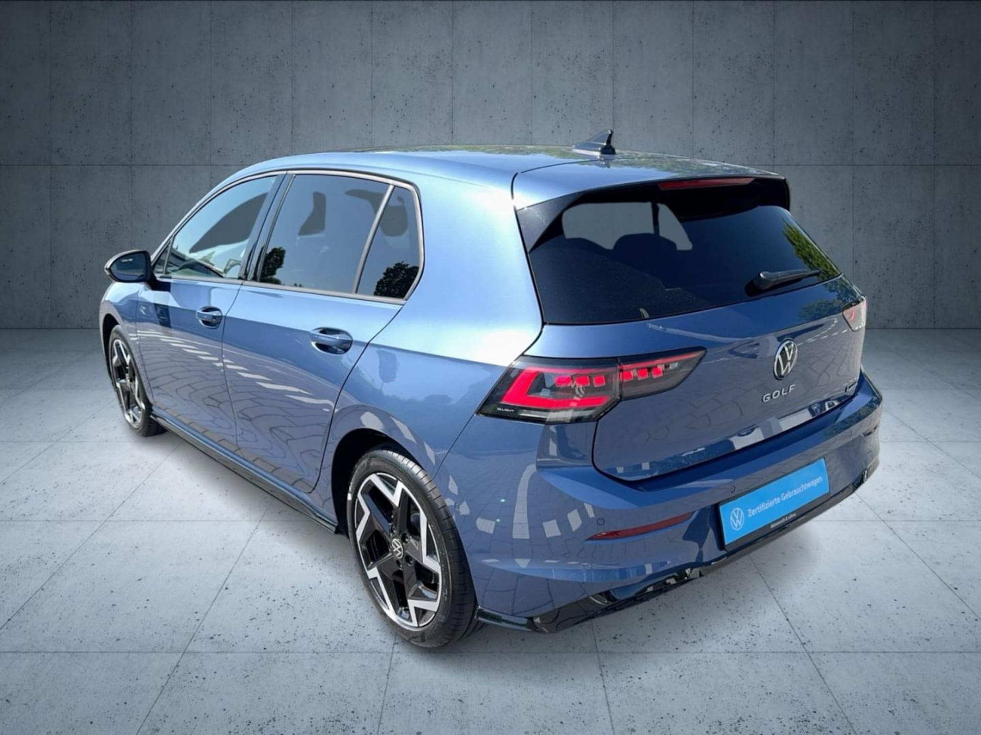 Volkswagen Golf R-Line