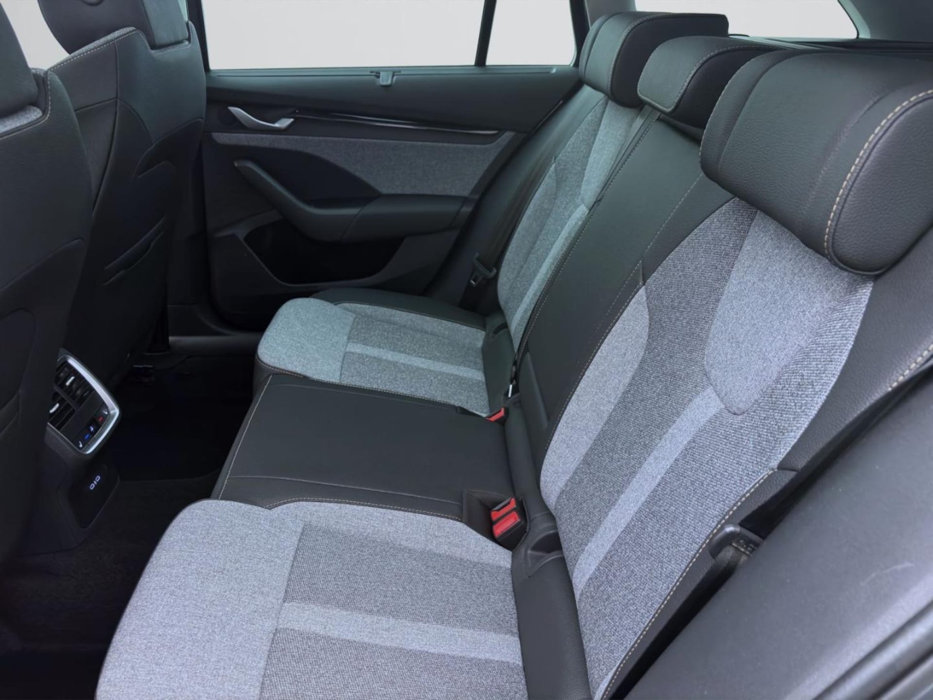 Skoda Octavia Combi Tour
