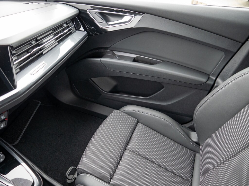 Image about Audi Q4 e-tron 45 e-tron