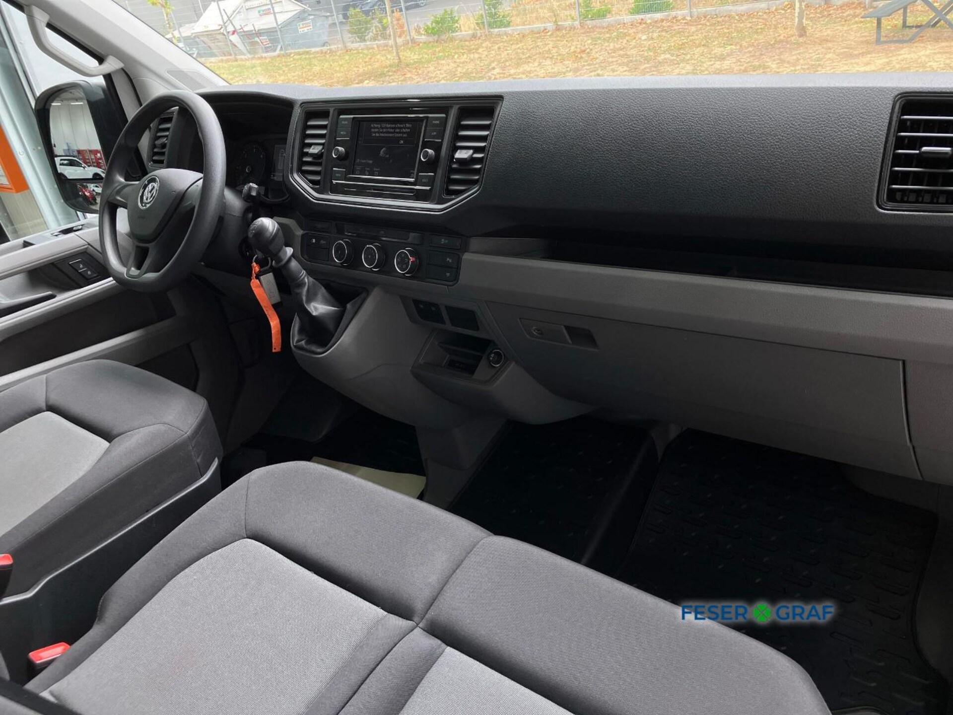 Volkswagen Crafter Kasten langer Radstand