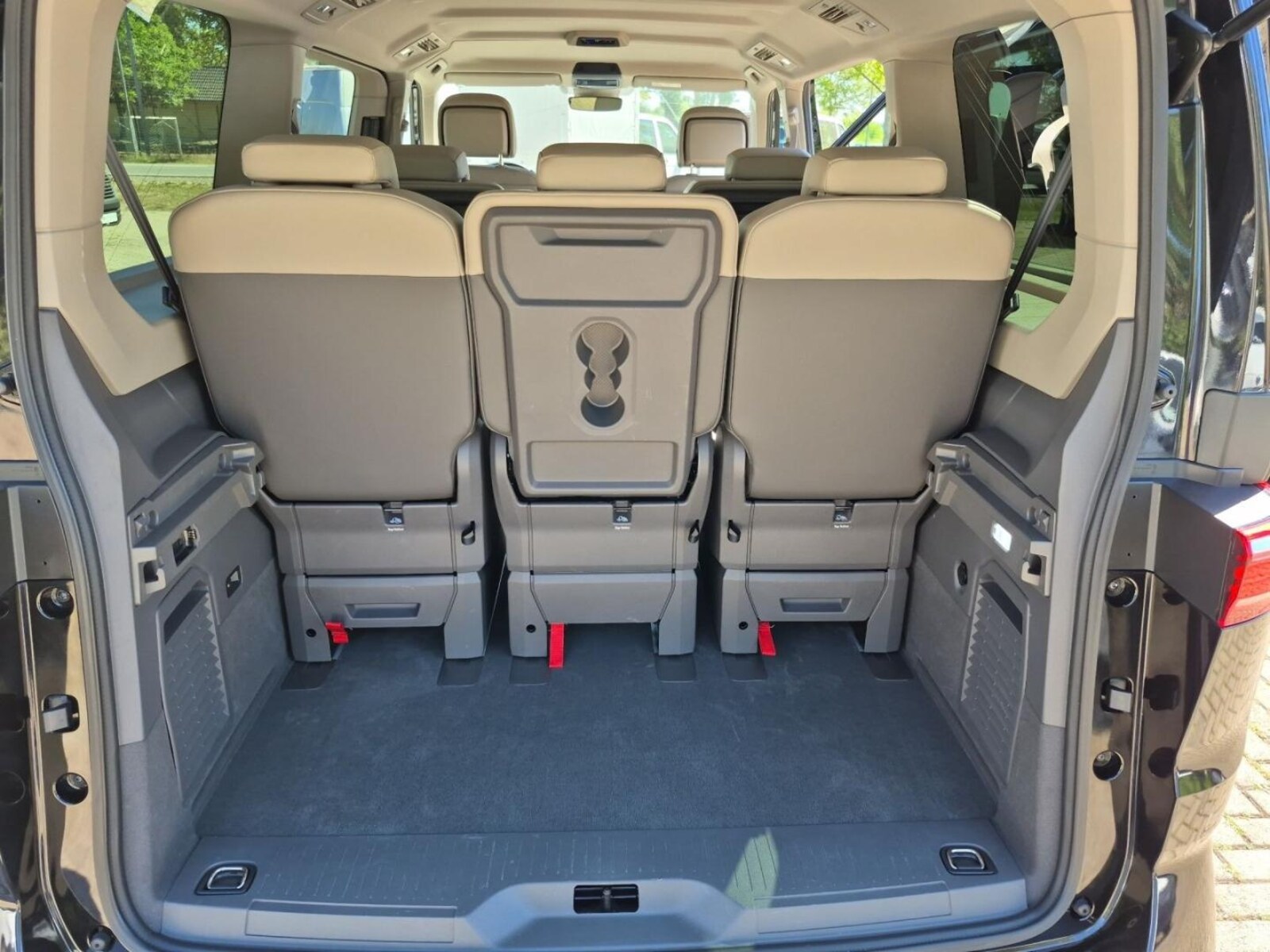Volkswagen Multivan Langversion – Bild 10