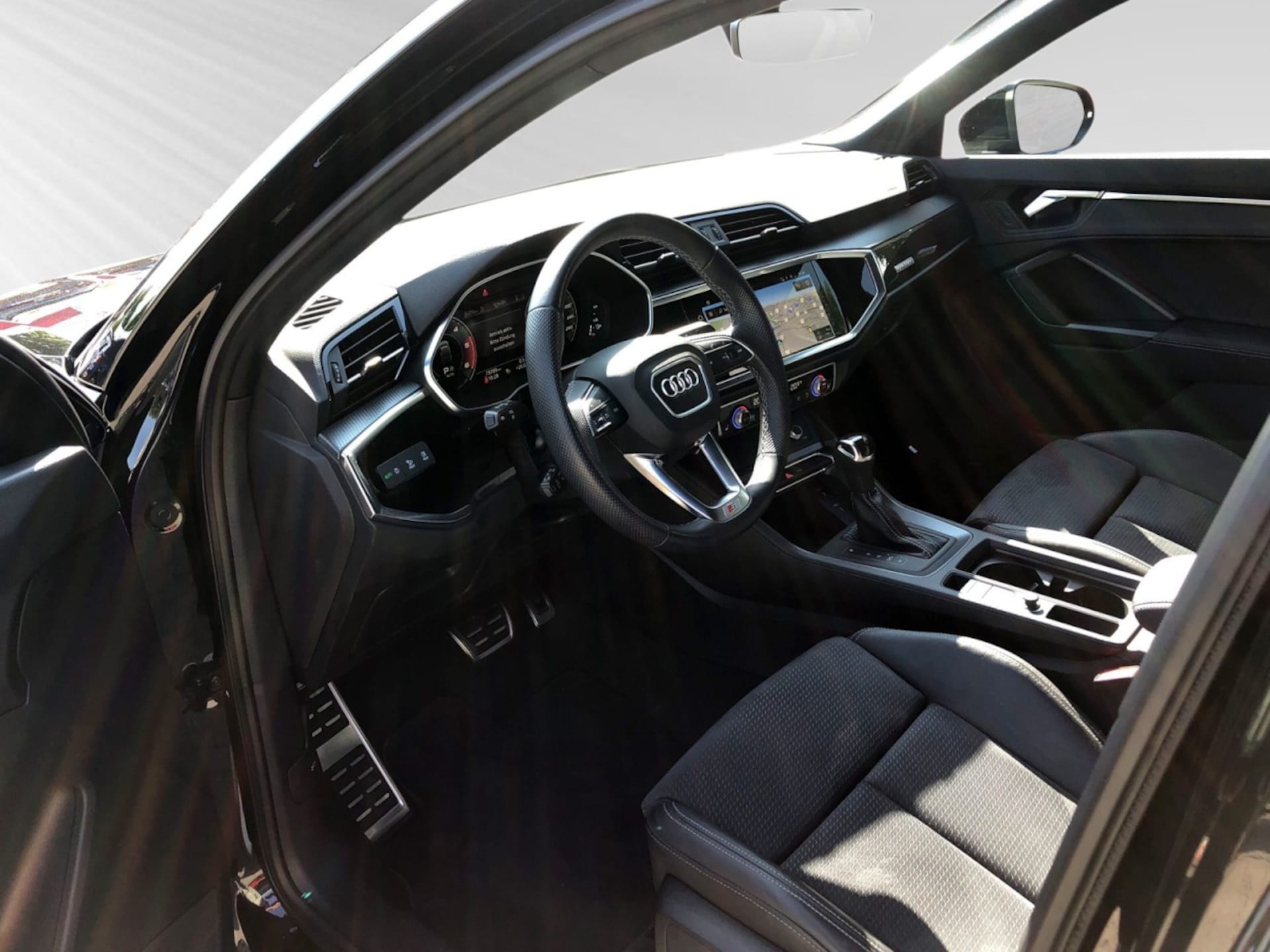 Audi Q3 Sportback S line