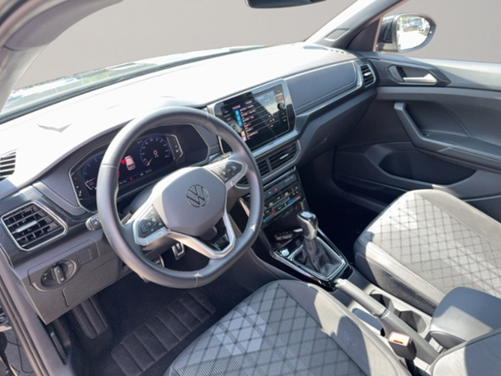 Volkswagen T-Cross – Bild 8