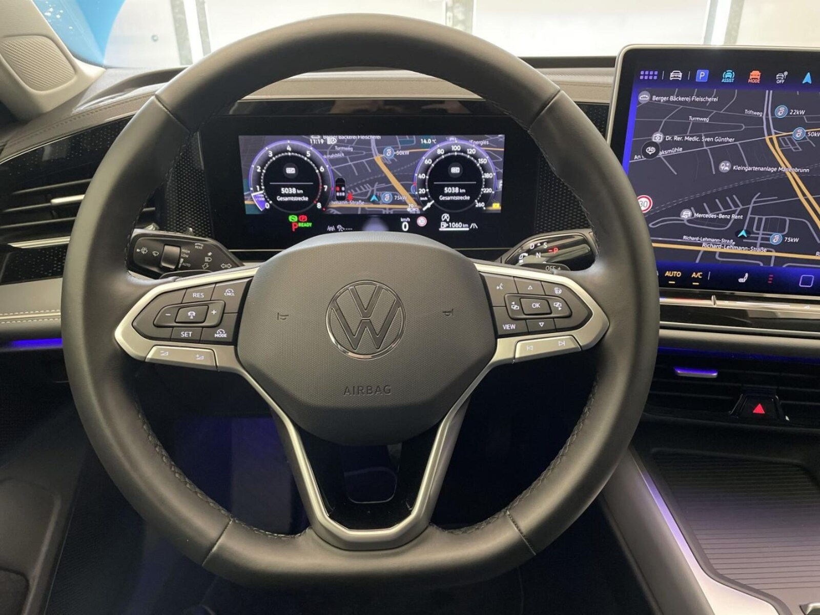 Volkswagen Passat – Bild 9