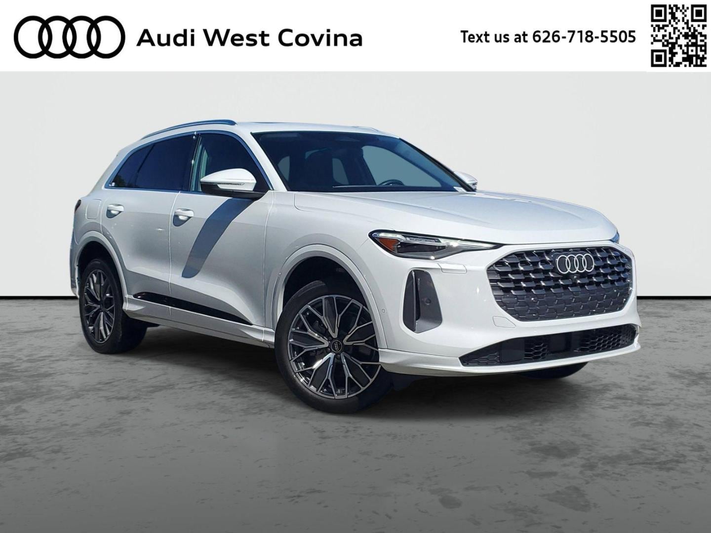 2025 Audi Q5 40 Premium Plus's photo