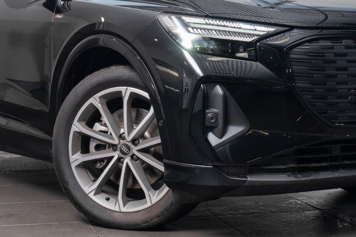 Image about Audi Q4 e-tron 55 e-tron quattro