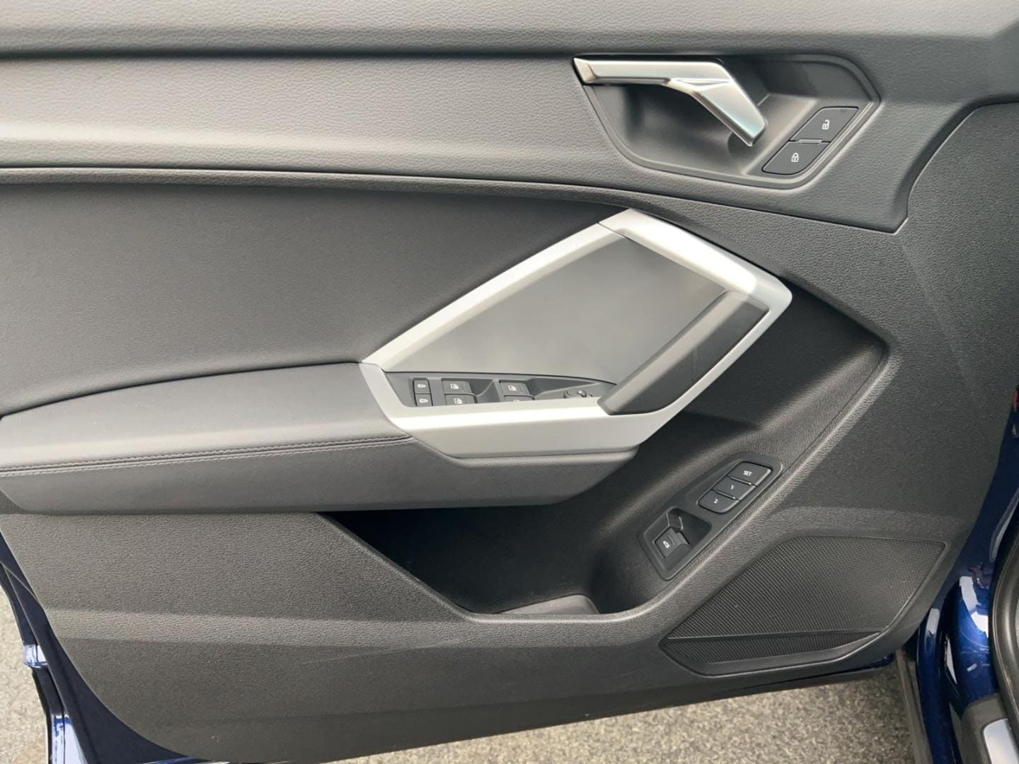 Bild über Audi Q3 TFSI 110 kW S tronic - für weitere Informationen kontaktieren Sie den Audi Partner