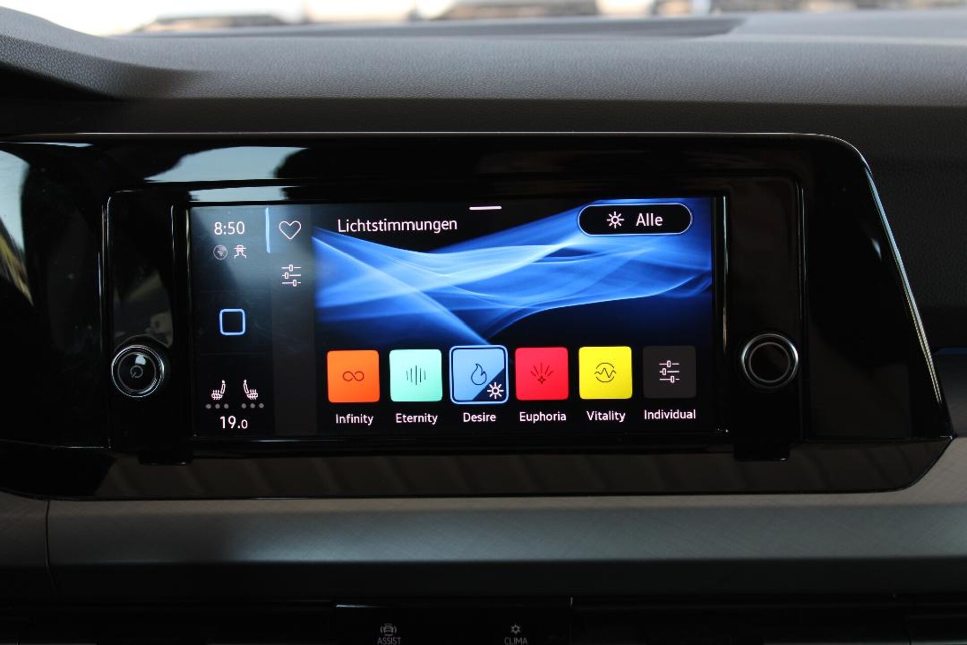 Volkswagen Golf Life
