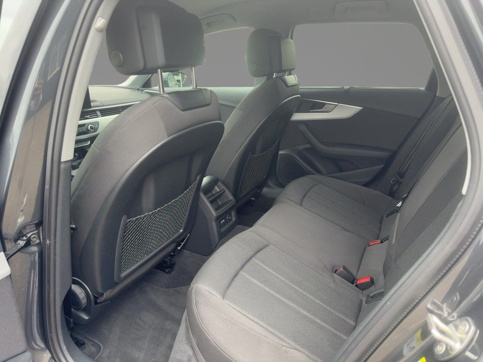Audi A4 Avant Advanced