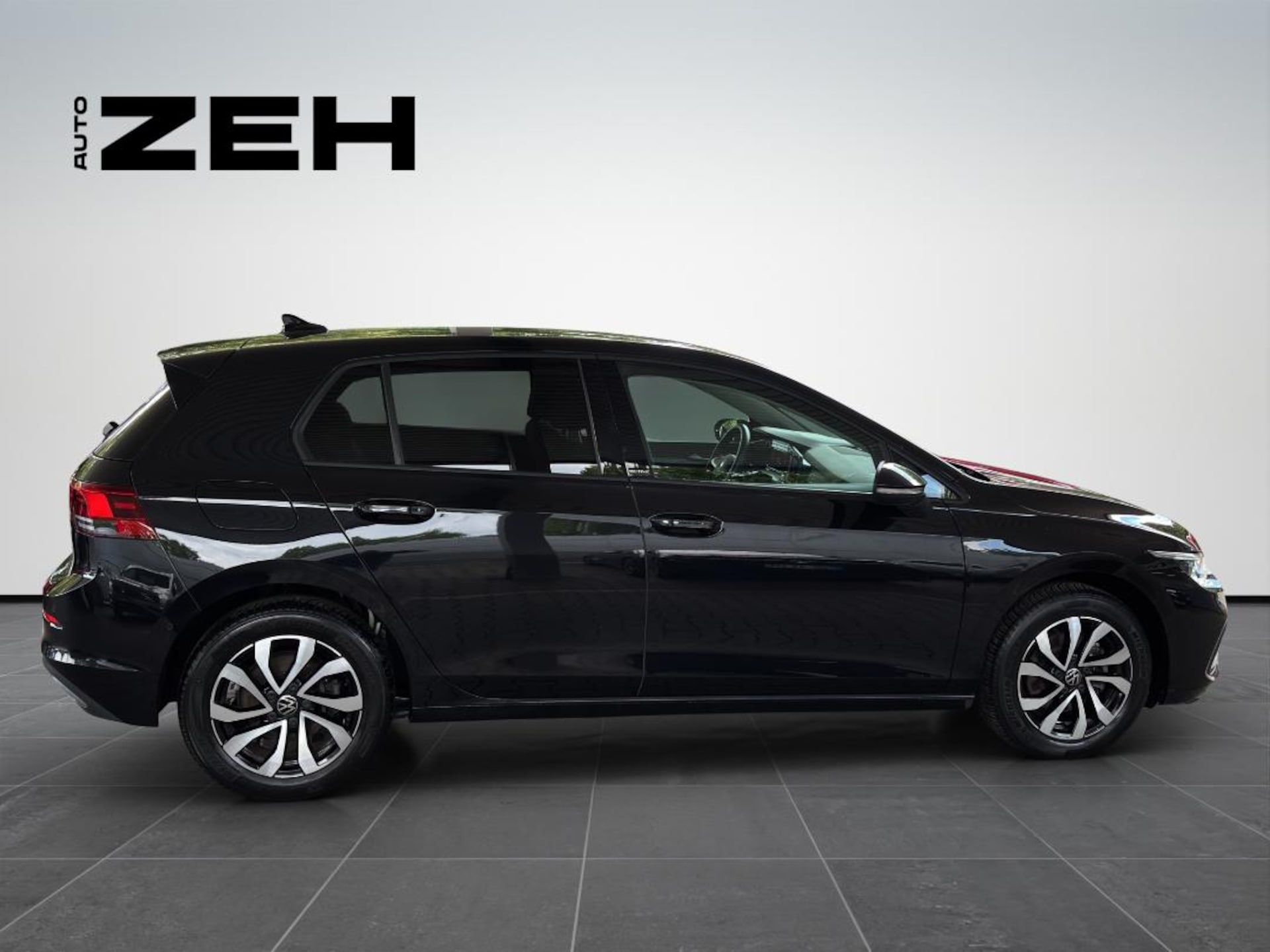 Volkswagen Golf Active