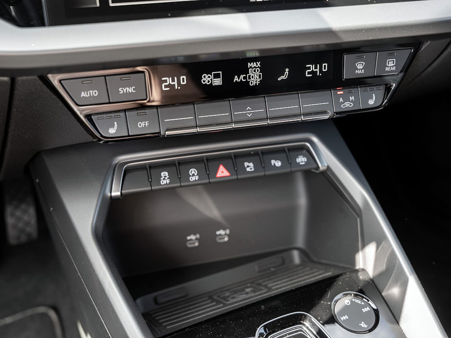 Bild über Audi A3 Sportback 30 TFSI S tronic - für weitere Informationen kontaktieren Sie den Audi Partner