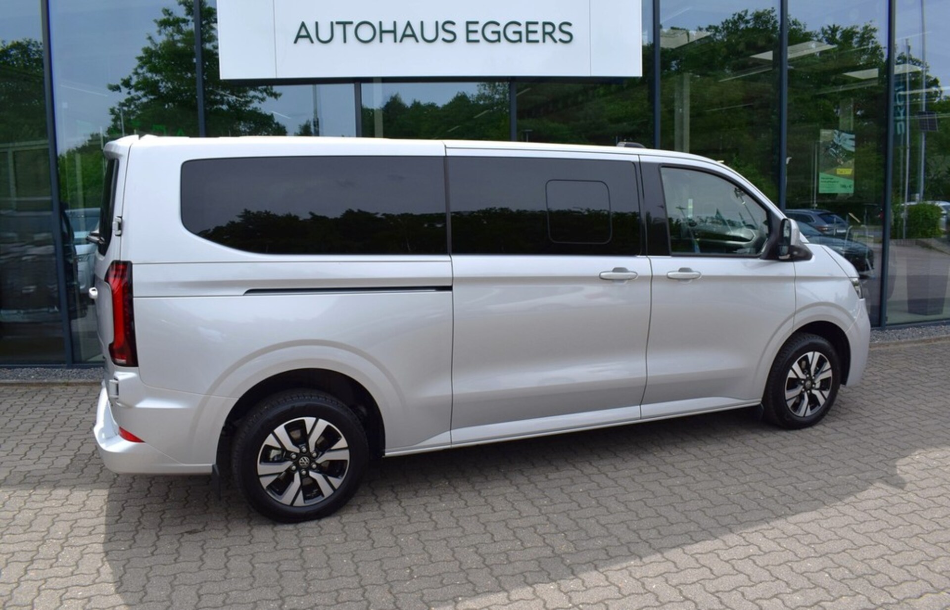 Volkswagen Caravelle langer Radstand Style