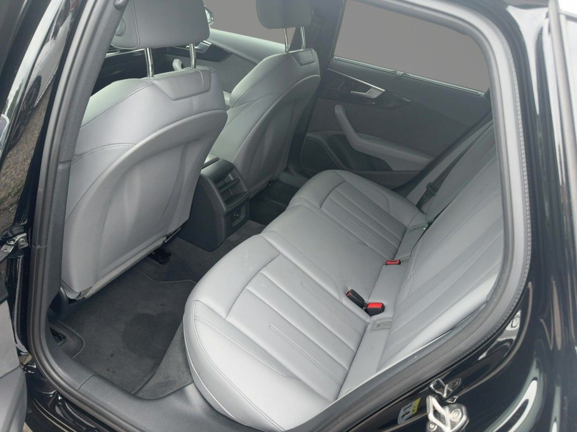 Audi A4 Avant Advanced