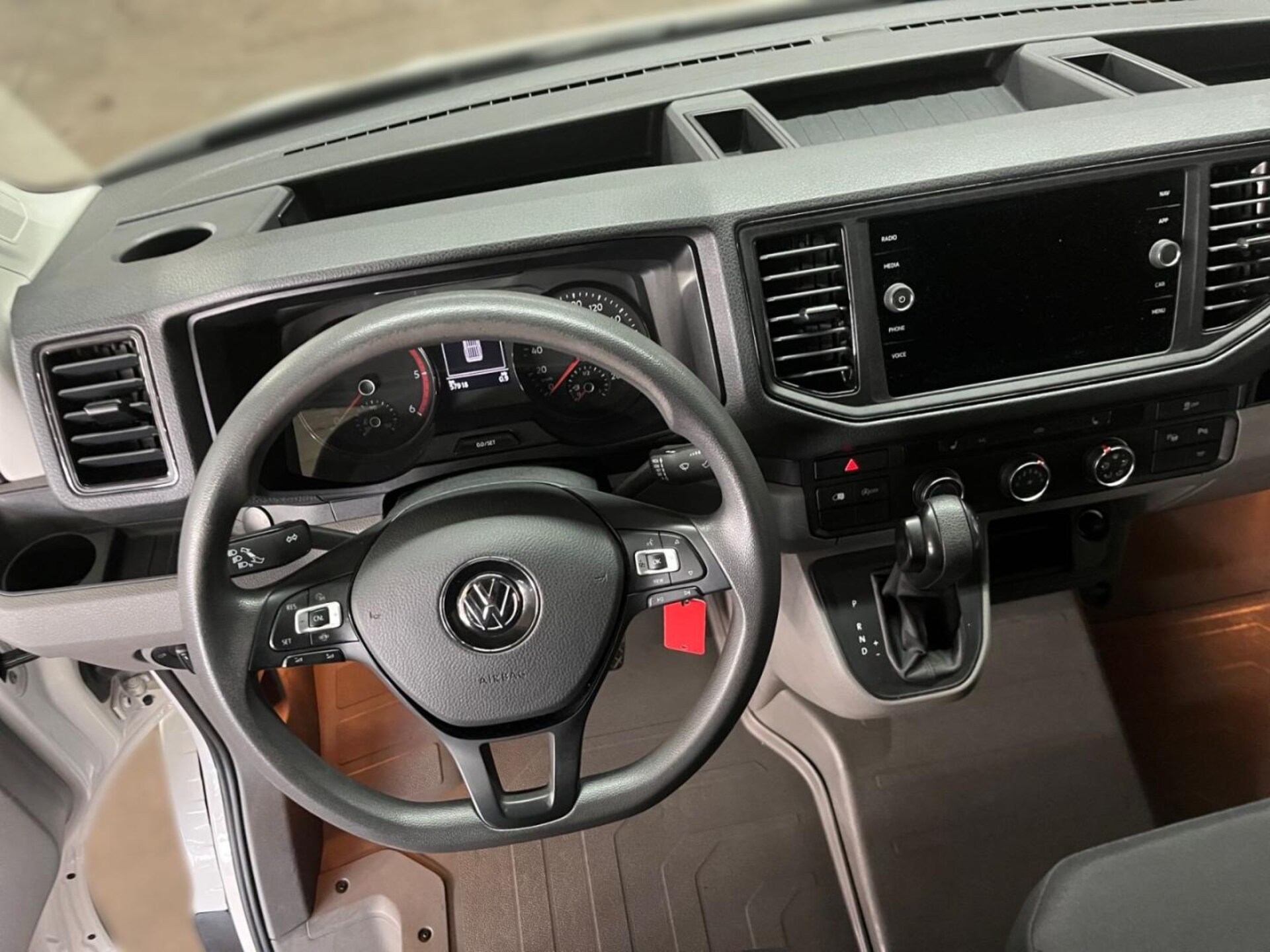 Volkswagen Crafter Kasten mittlerer Radstand