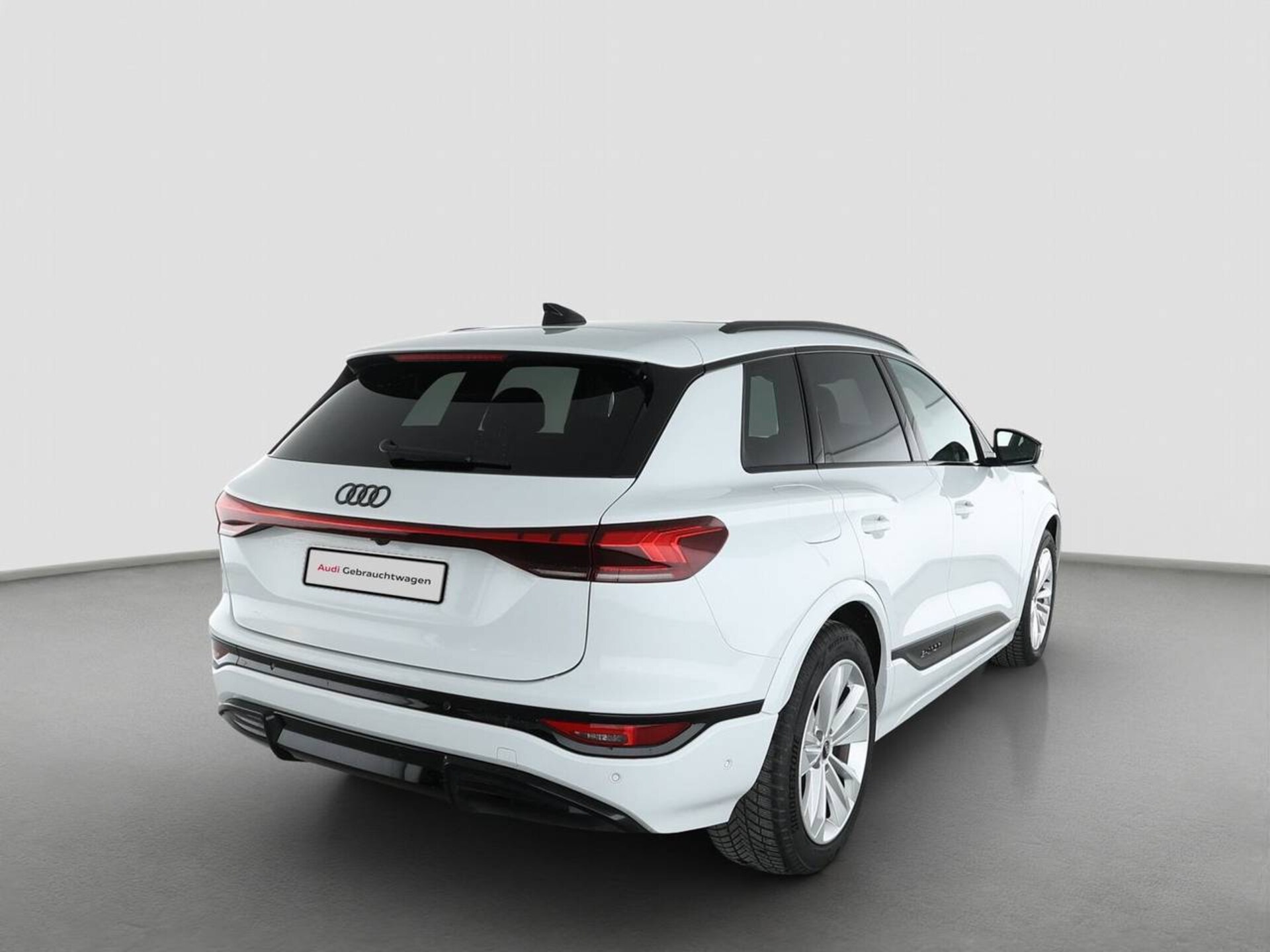 Audi Q6 SUV e-tron