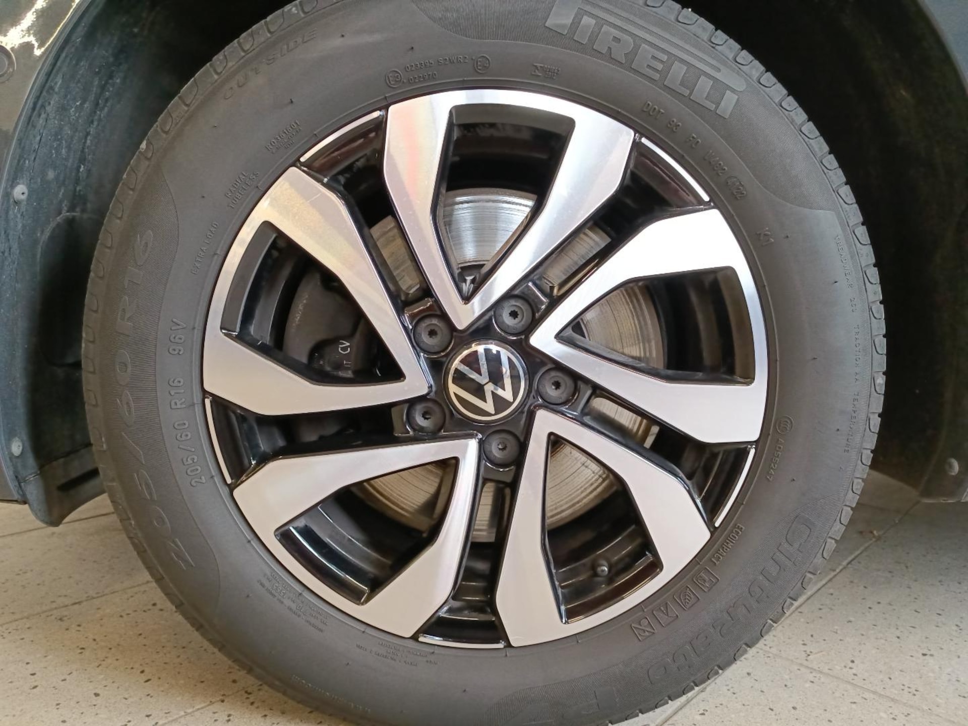 Volkswagen Touran Active
