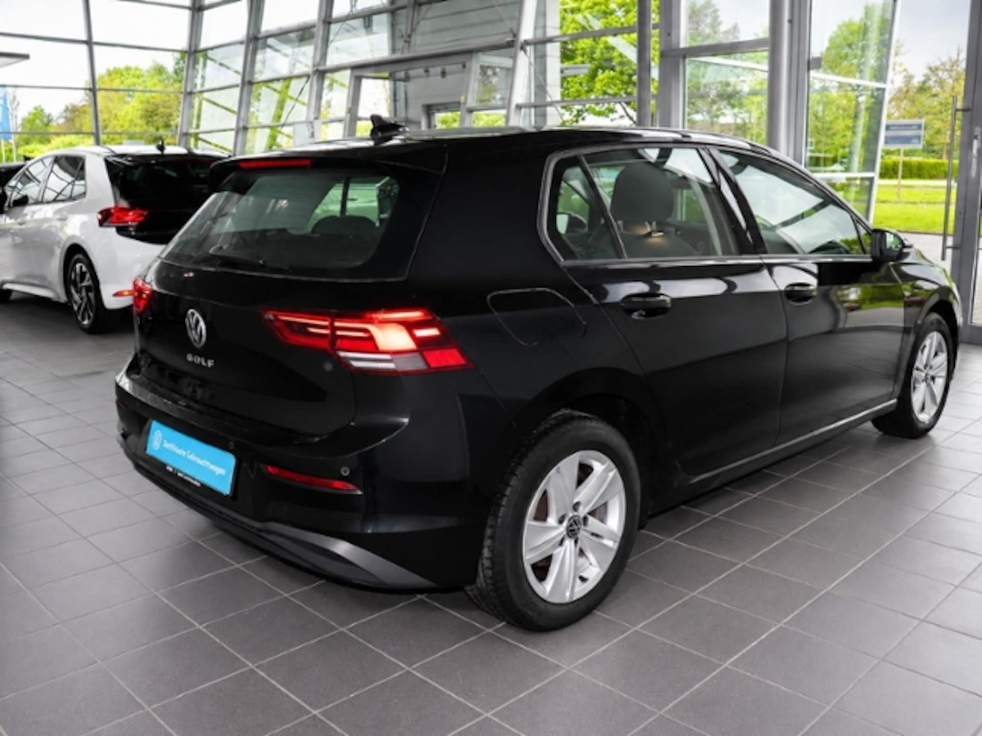 Volkswagen Golf Life