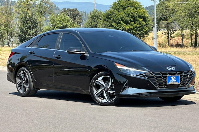 2022 Hyundai Elantra