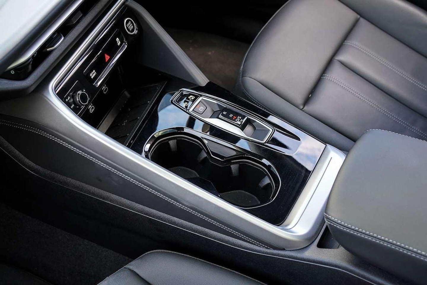 Image about Audi Q5 SUV TFSI 150 kW