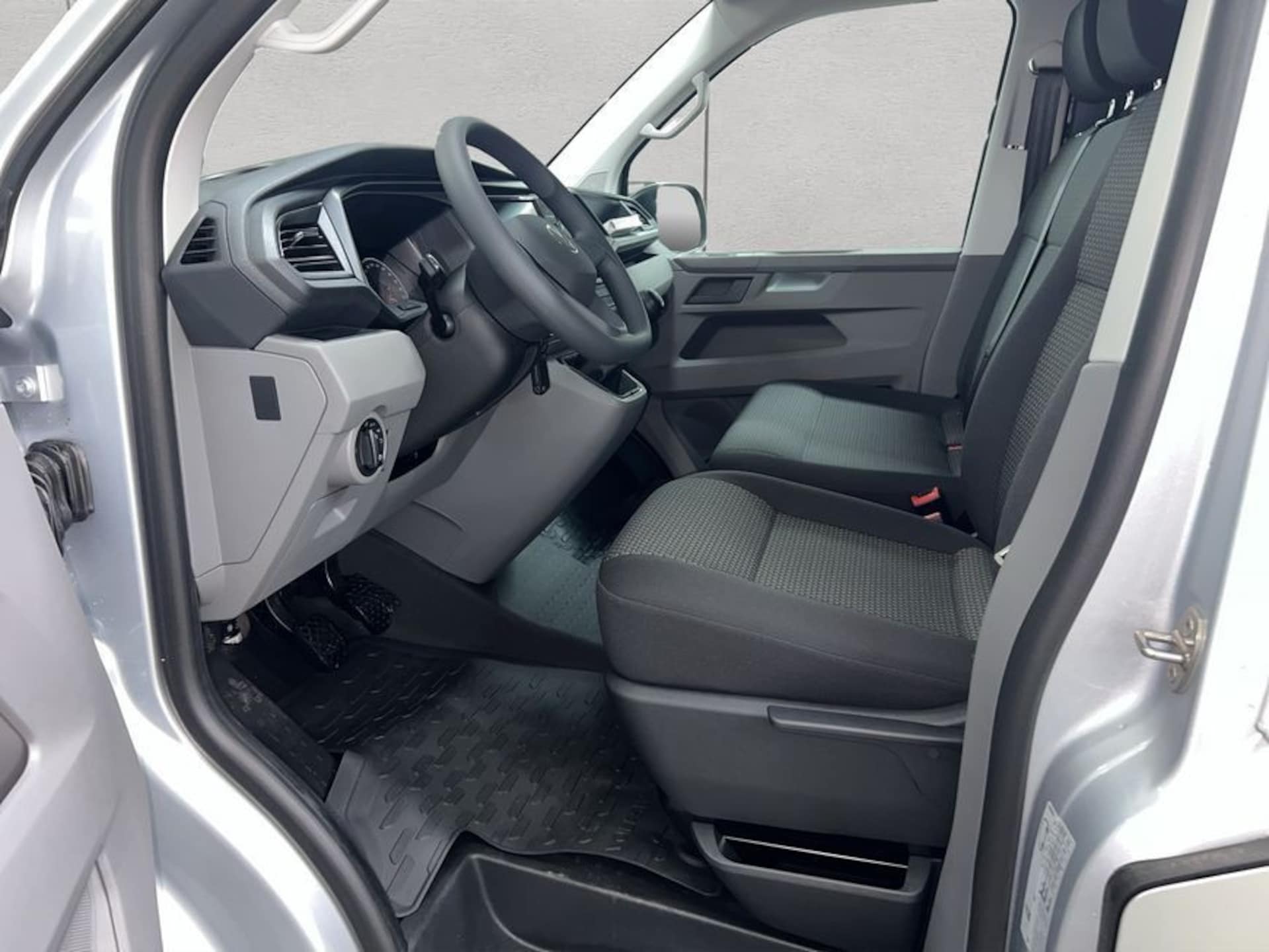 Volkswagen T6.1 Transporter Kasten kurzer Radstand