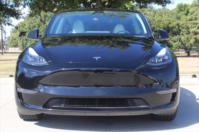 Used 2024 Tesla Model Y Performance with VIN 7SAYGDEF7RA286706 for sale in Houston, TX