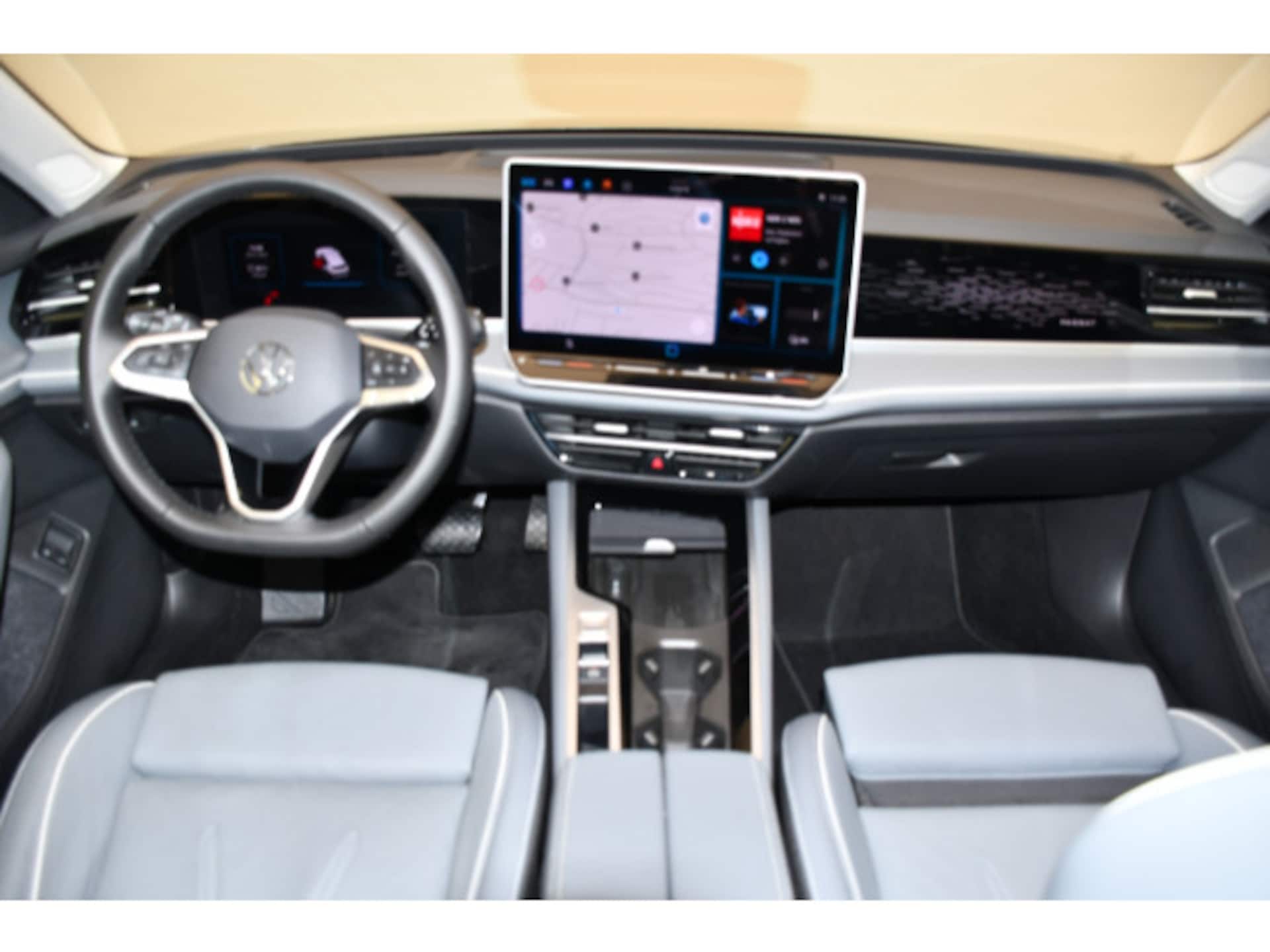 Volkswagen Passat Elegance
