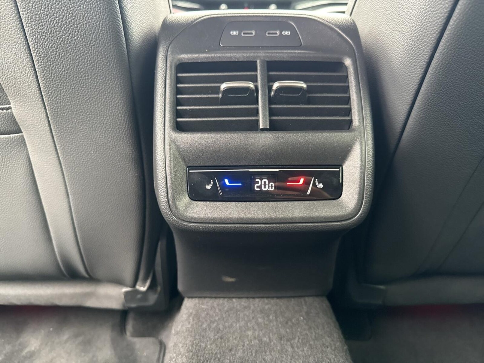 Škoda Superb Combi – Bild 13