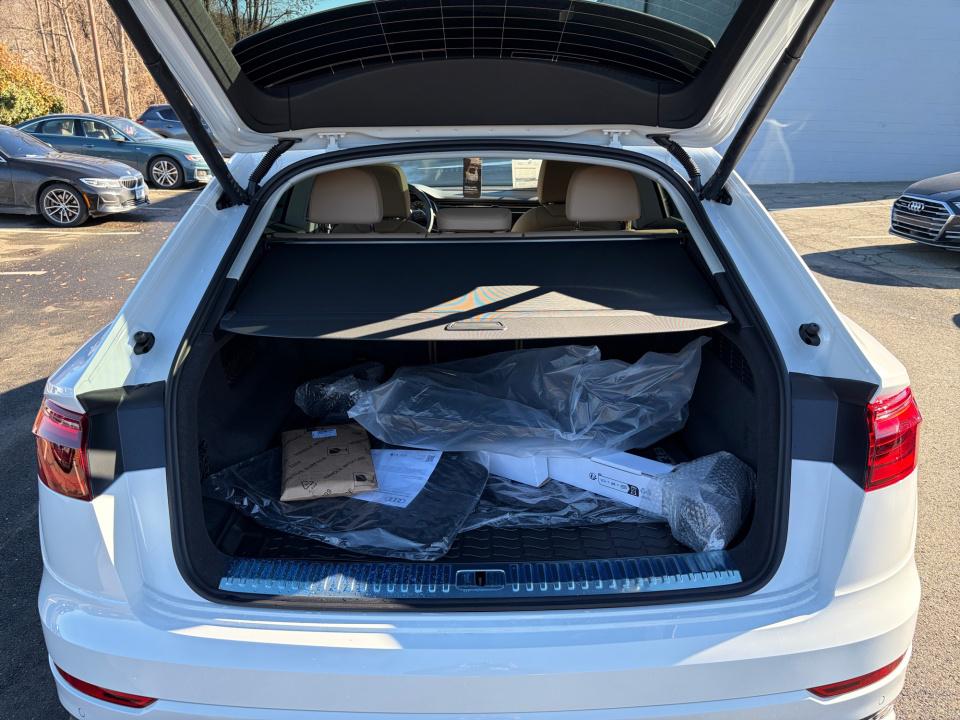 2026 Audi Q8 Premium - Photo 14