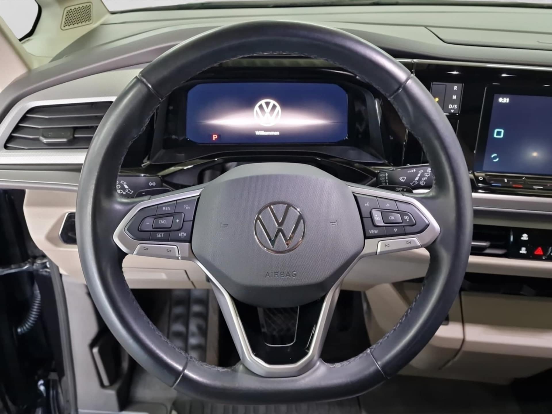 Volkswagen Multivan Basis-Modell
