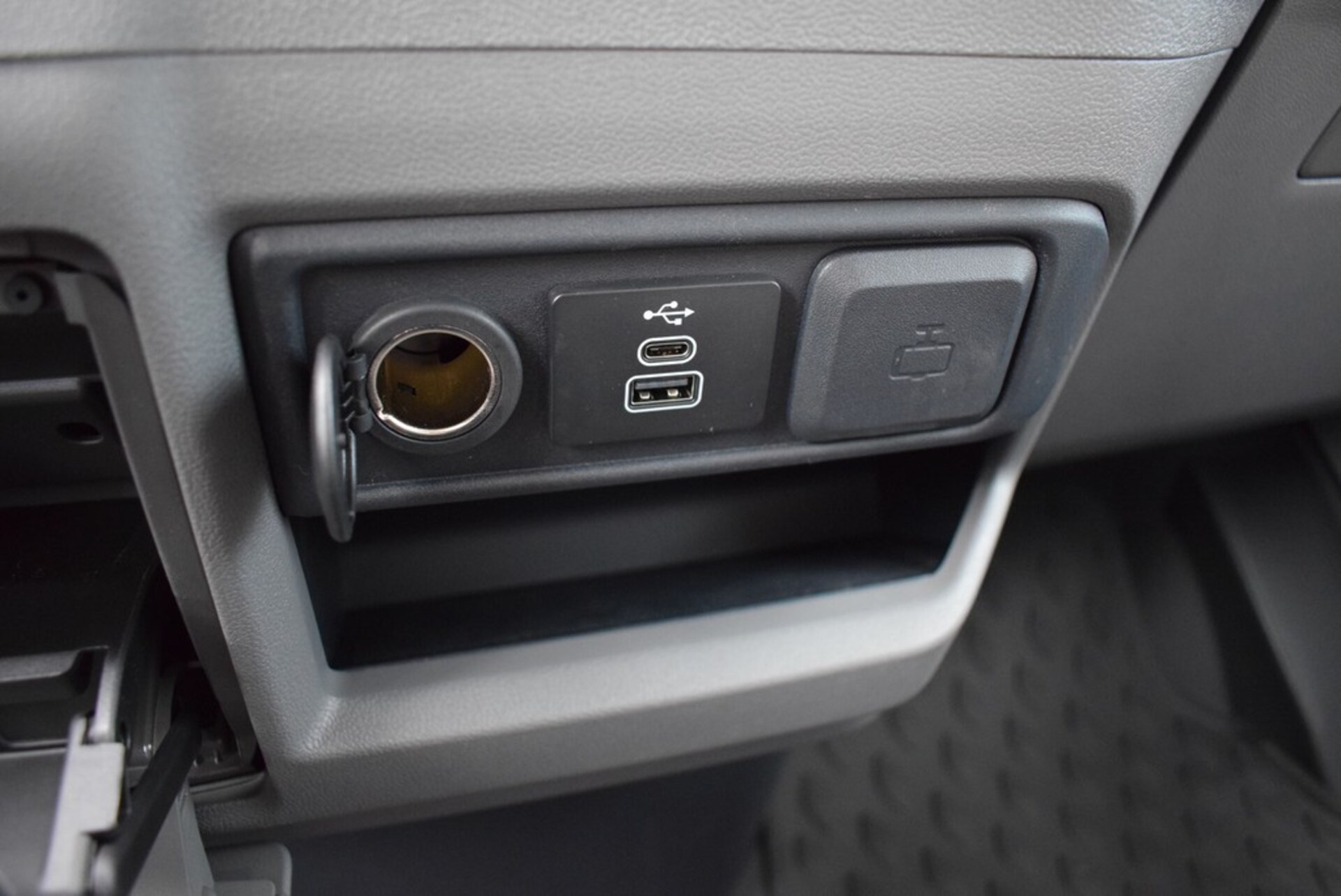 Volkswagen Caravelle langer Radstand Style