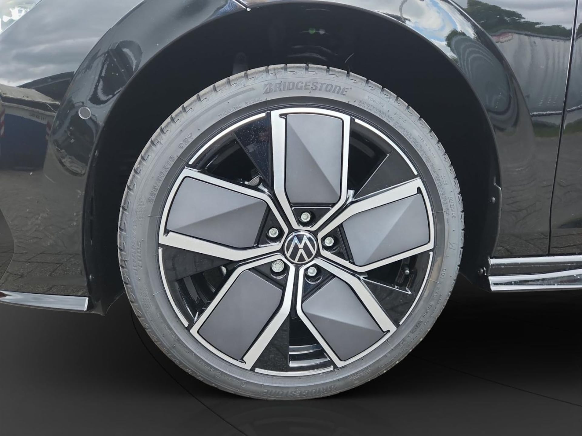 Volkswagen Golf R-Line