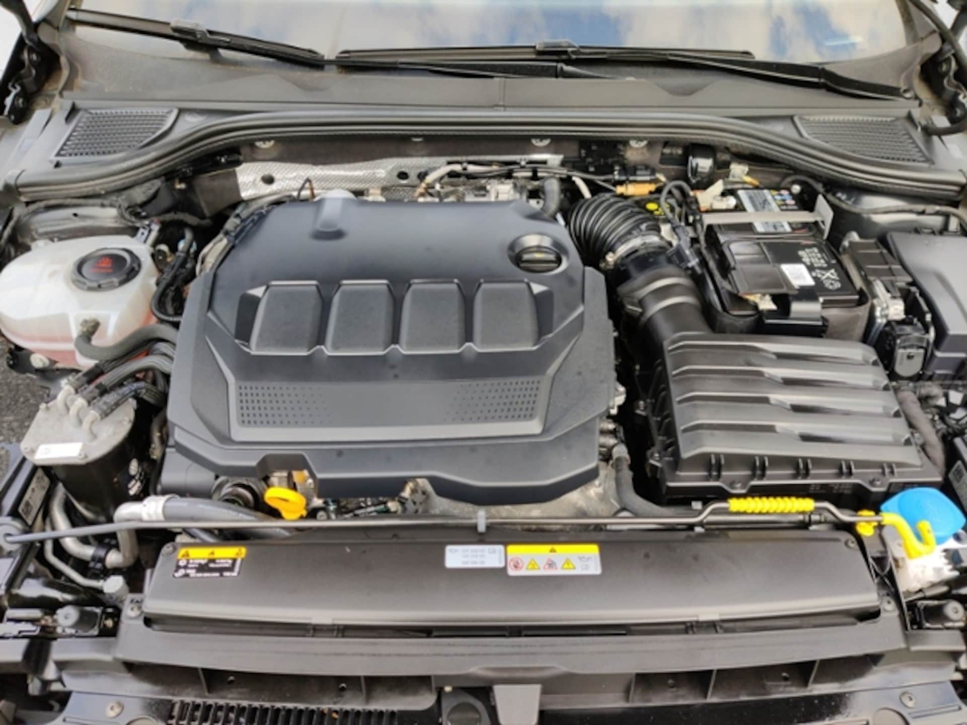 Volkswagen Golf Variant Life