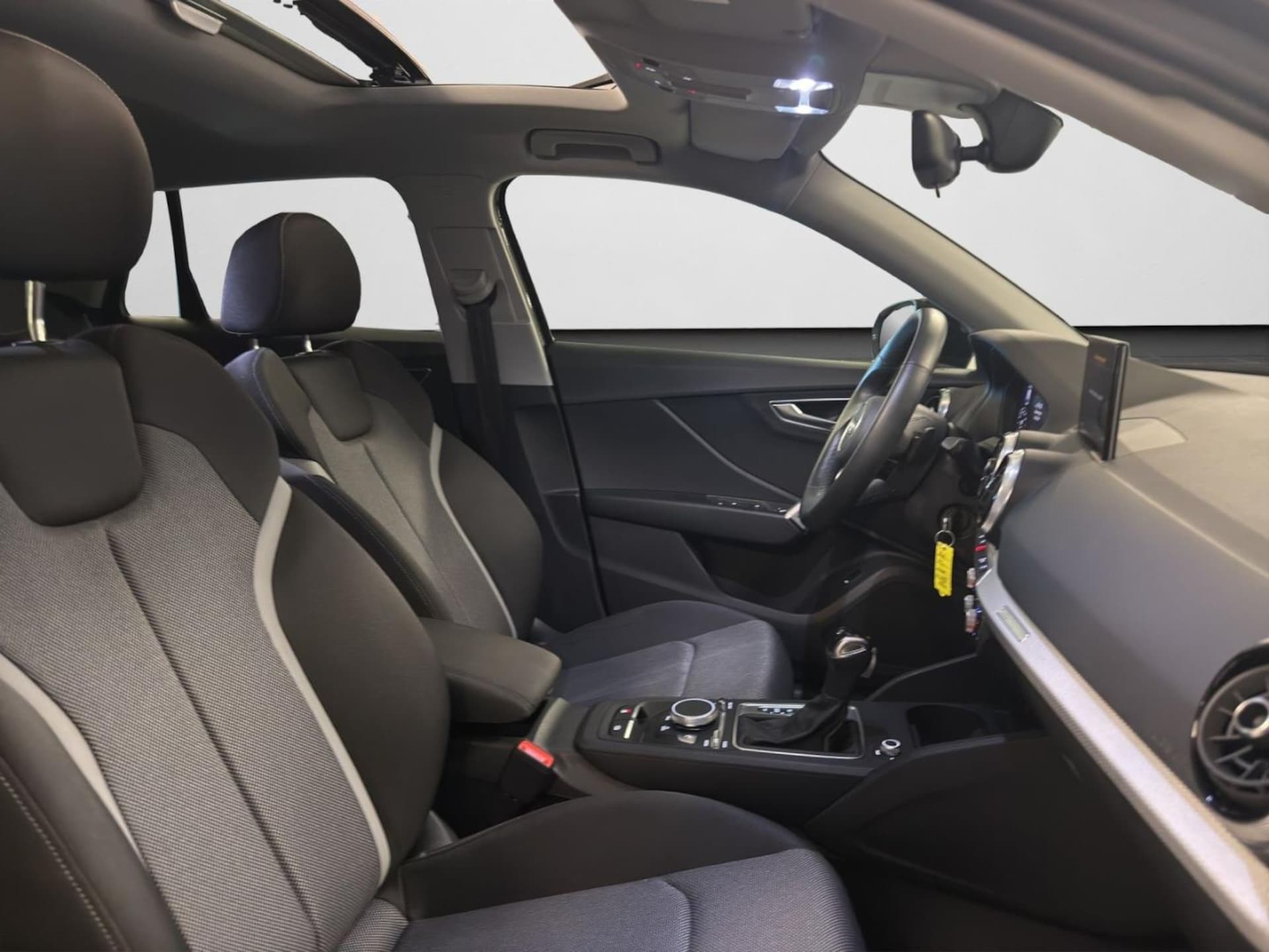 Audi Q2 S line