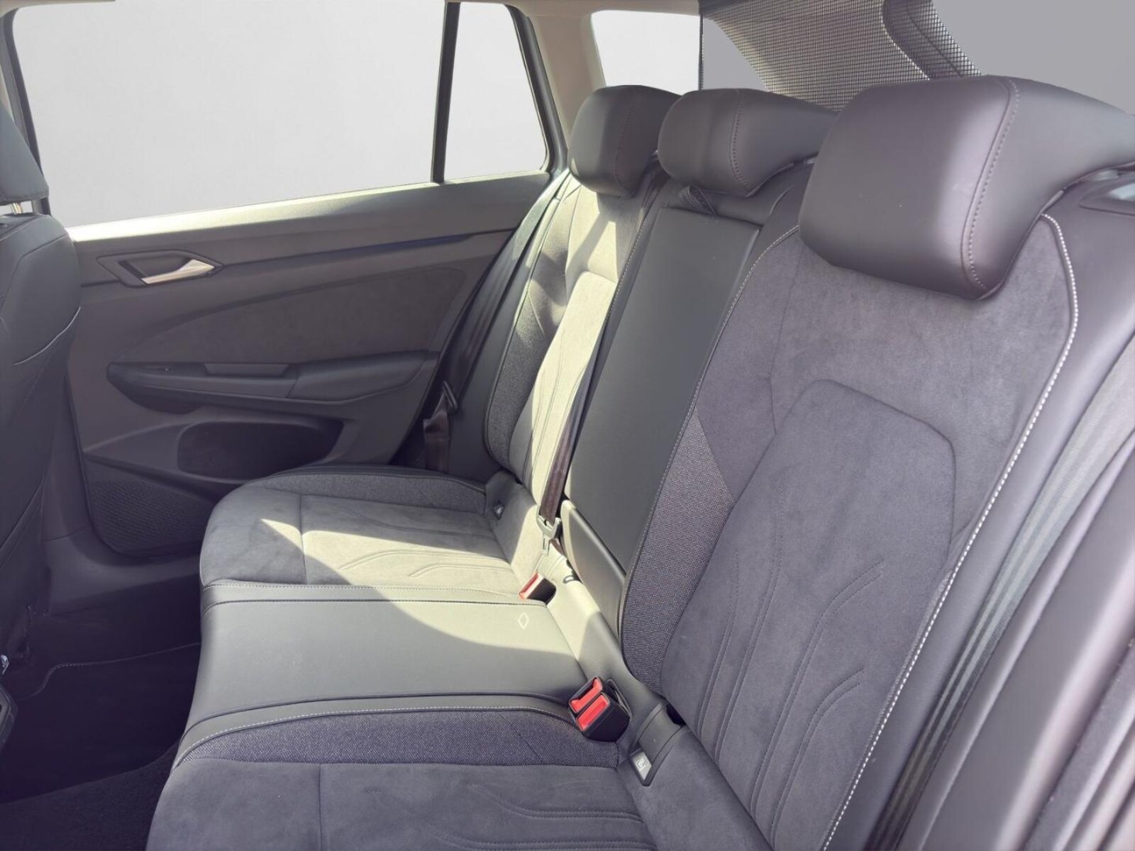 Volkswagen Golf Variant – Bild 14