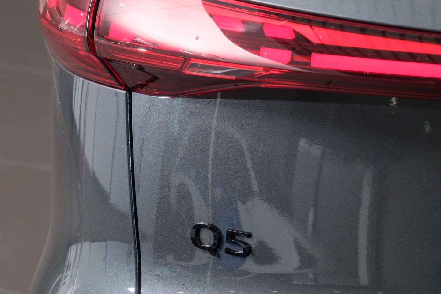 Image about Audi Q5 SUV e-hybrid quattro S tronic