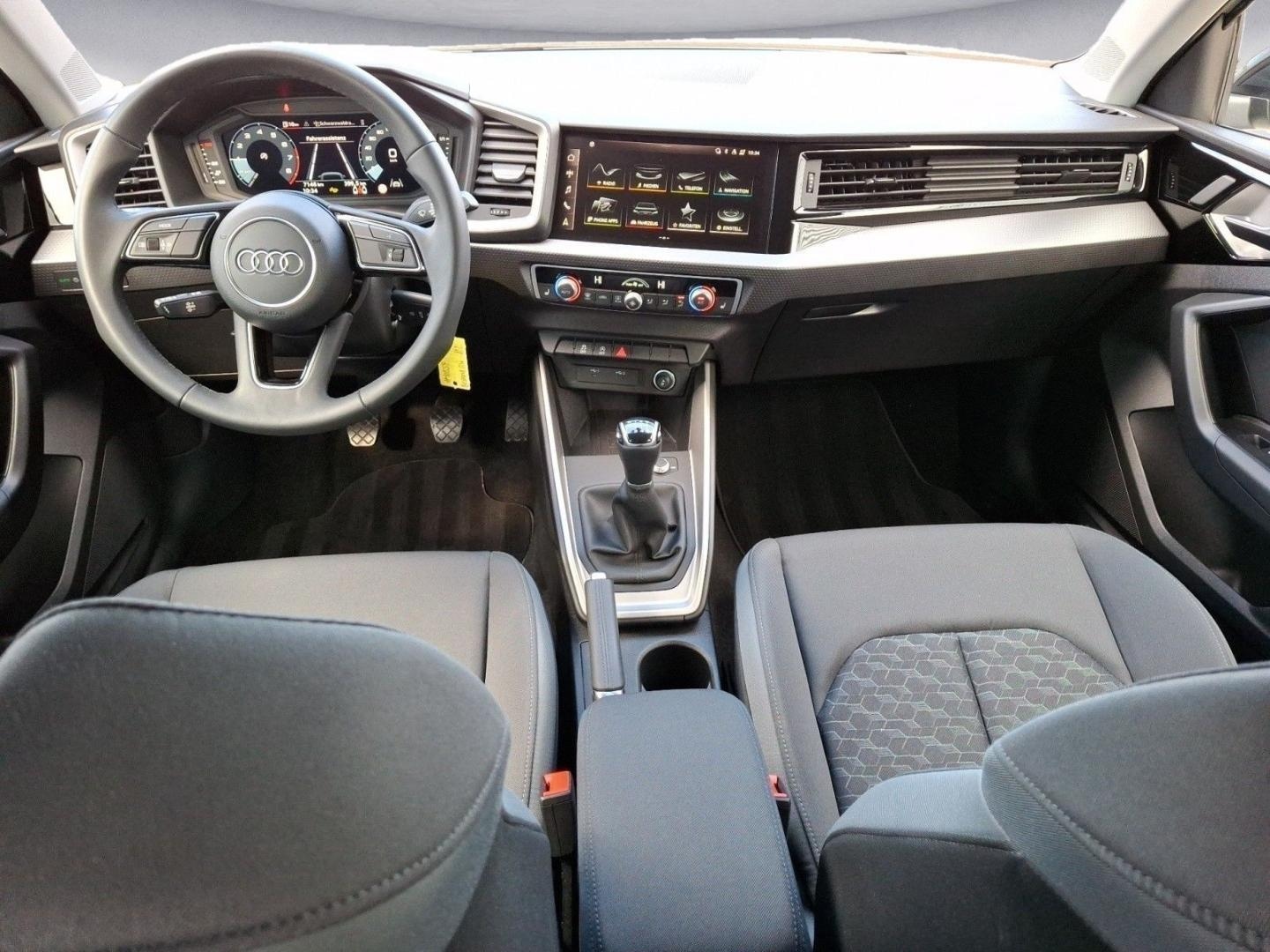 Bild über Audi A1 Sportback advanced 30 TFSI Schaltgetriebe - für weitere Informationen kontaktieren Sie den Audi Partner