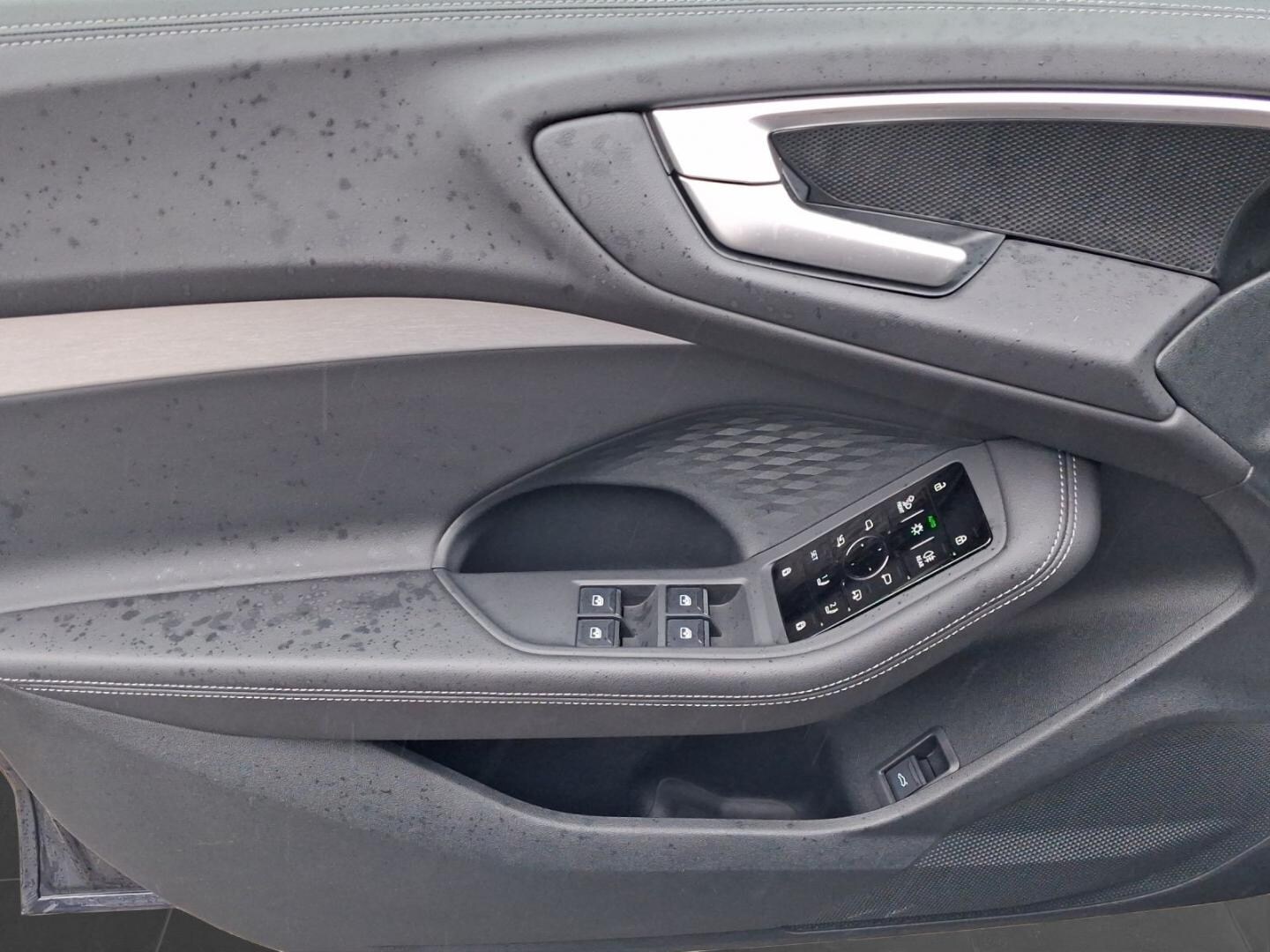 Bild über Audi A5 Limousine TDI 150 kW S tronic - für weitere Informationen kontaktieren Sie den Audi Partner