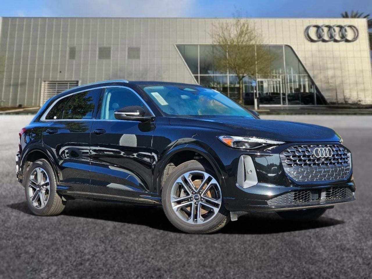 2025 Audi Q5 40 Premium's photo