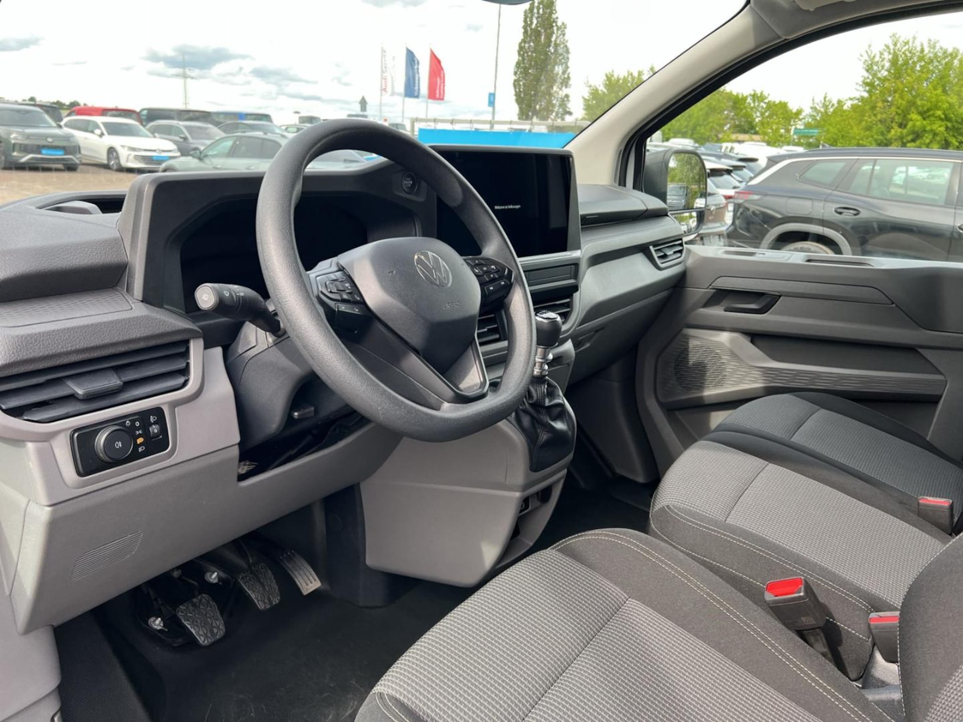 Volkswagen Transporter Kasten langer Radstand