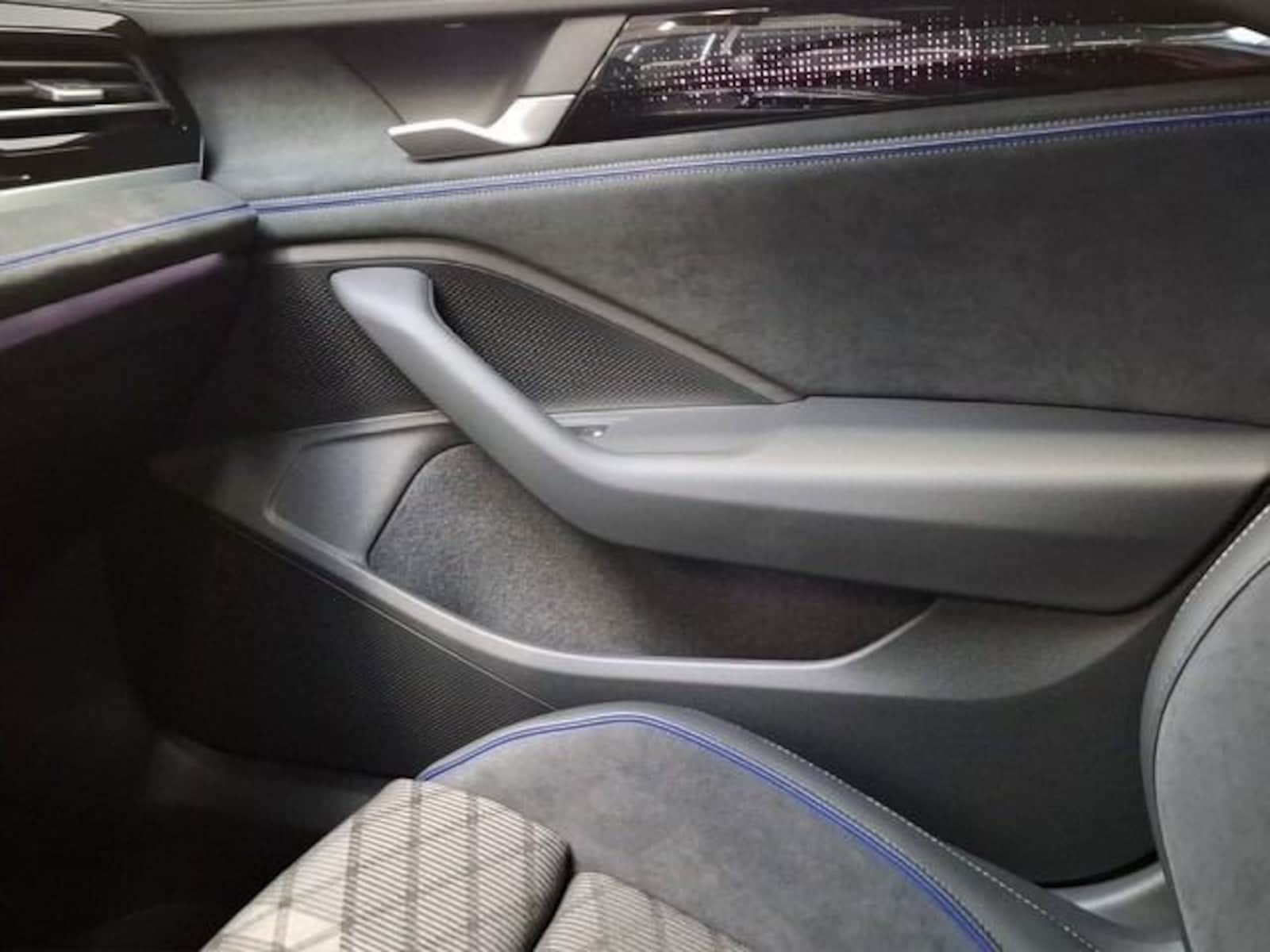 Volkswagen Passat – Bild 17